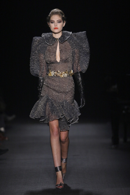 New York Fall 2009 Trend: The Exaggerated Shoulder